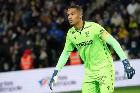 قرار مفاجئ.. لافونت يختار تمثيل منتخب ساحل العاج